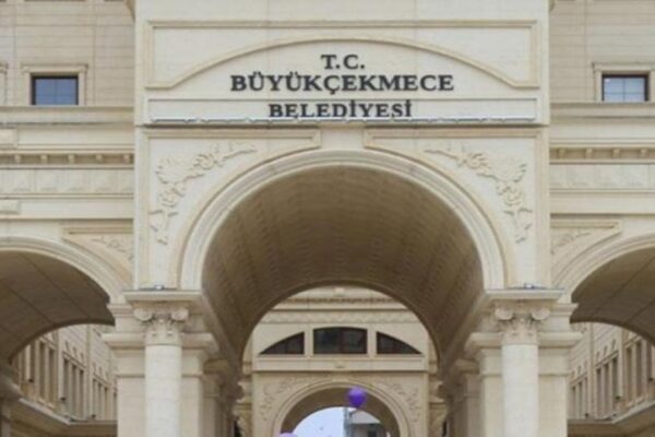 Büyükçekmece Belediyesi’ndeki Rüşvet Operasyonunda 20 Şüpheli Yakalandı