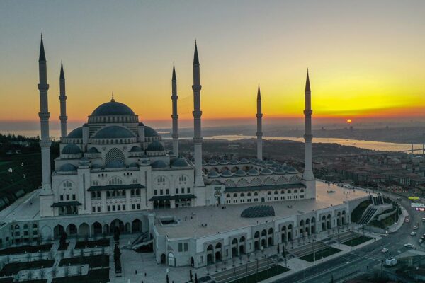Camilerden Gazze İçin Dualar Yükselecek!