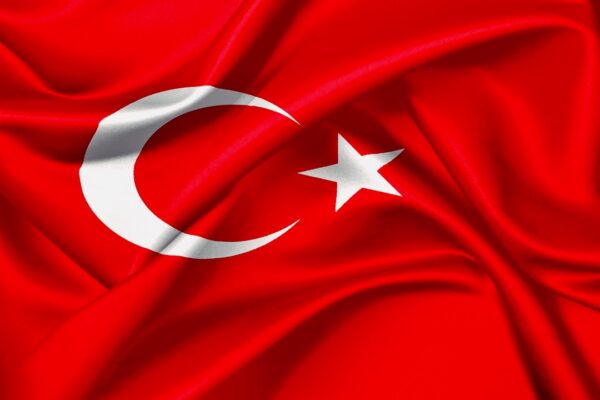 Çanakkale Valiliğinden Türk Bayrağı Kampanyası