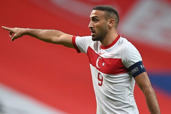Cenk Tosun’dan Montella Açıklaması: Bizden Biri Gibi…