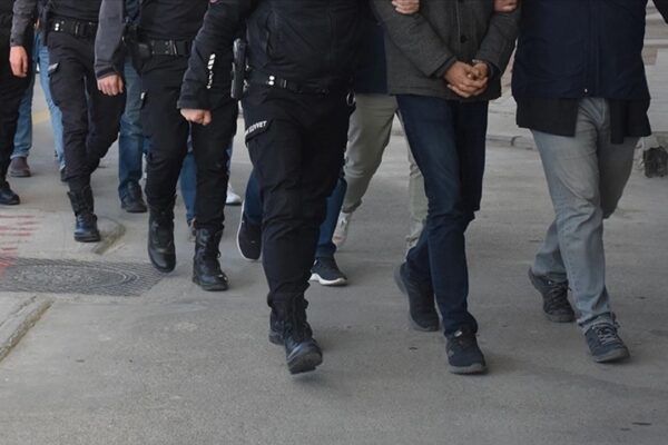 Çeşitli Suçlardan Aranan 50 Şüpheli Yakalandı