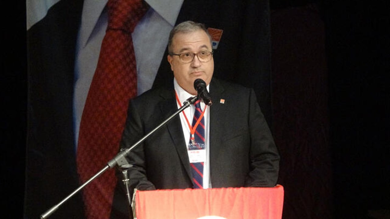 chp Çanakkale İl başkanlığına levent gürbüz seçildi