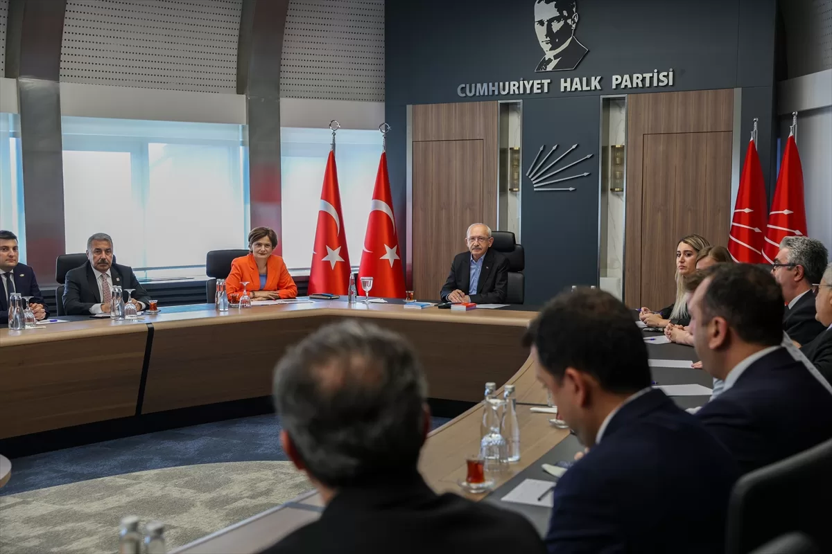 chp genel başkanı kılıçdaroğlu İl teşkilatıyla buluştu