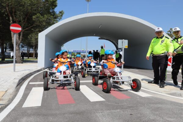 Çocuk Trafik Eğitim Parkı’nda Öğrencilere Eğitim Veriliyor