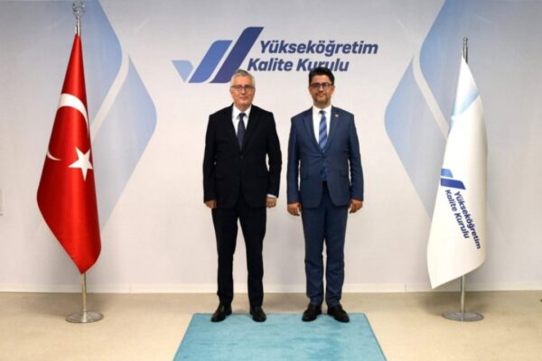 ÇOMÜ Rektörü Erenoğlu YÖKAK Başkanı Kocabıçak’ı Ziyaret Etti