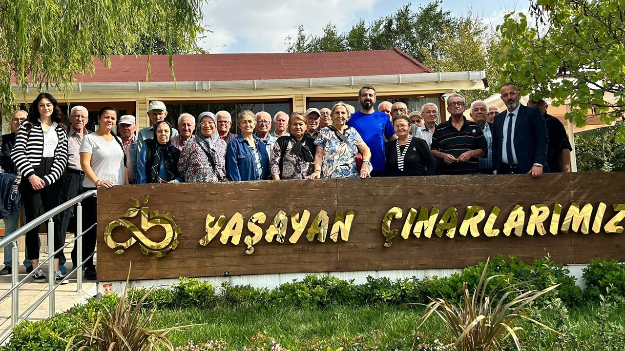 Çorlu yaşayan Çınarlar sosyal tesisinde 65 yaş Üstü İçin etkinlikler düzenleniyor