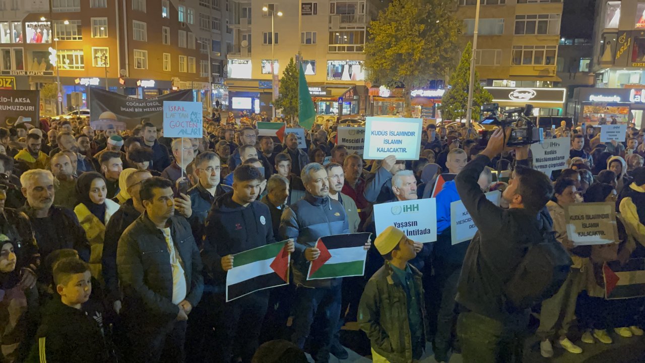 Çorluda İsrailin hastane saldırısı protesto edildi