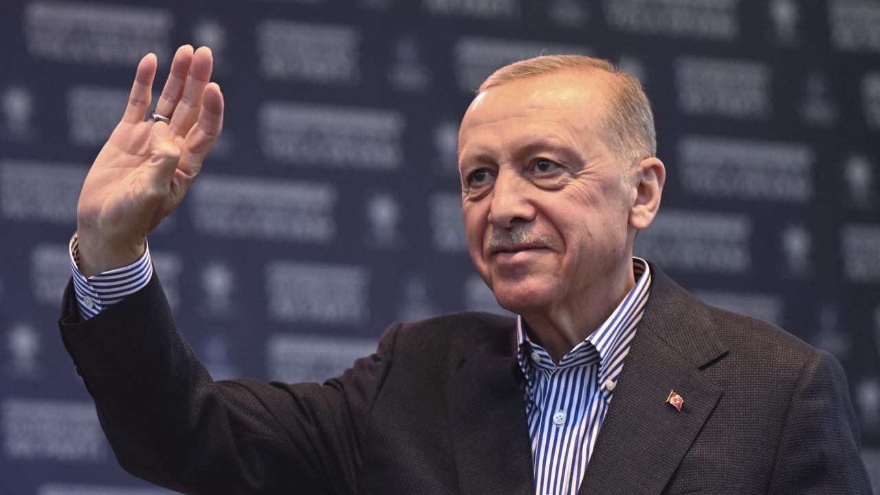 cumhurbaşkanı erdoğan bitliste açılış töreninde konuşuyor