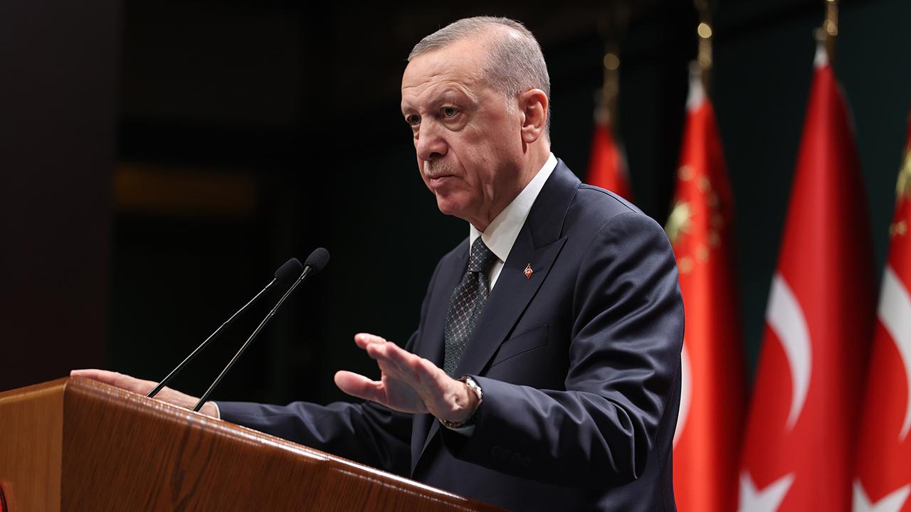 erdogan-aa-telefgon.jpg