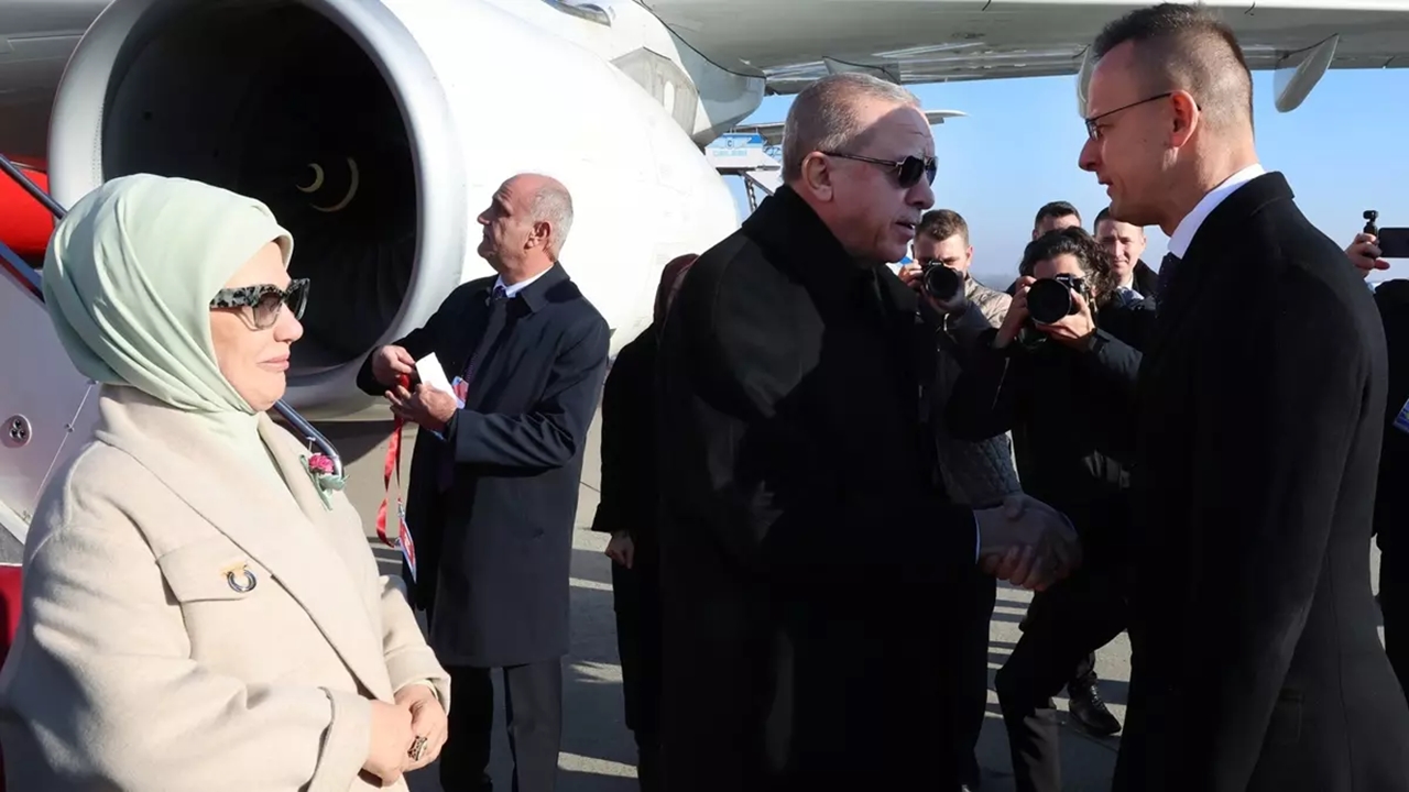 cumhurbaşkanı erdoğan macaristanda resmi törenle karşılandı