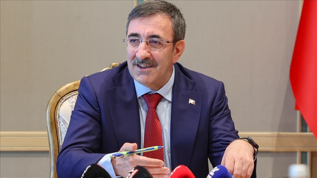 cumhurbaşkanı yardımcısı cevdet yılmaz alevi kanaat Önderleriyle buluşma gerçekleştirdi
