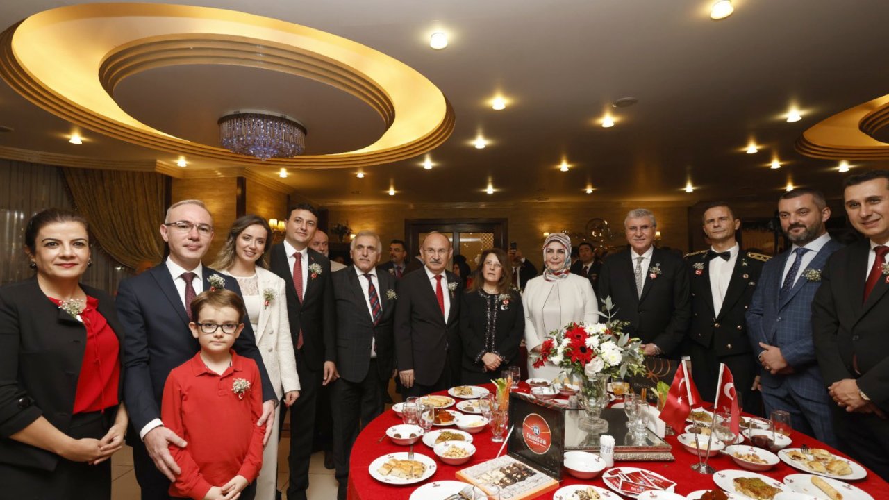 cumhuriyetin 100 yılı İçin sakaryada resepsiyon verildi