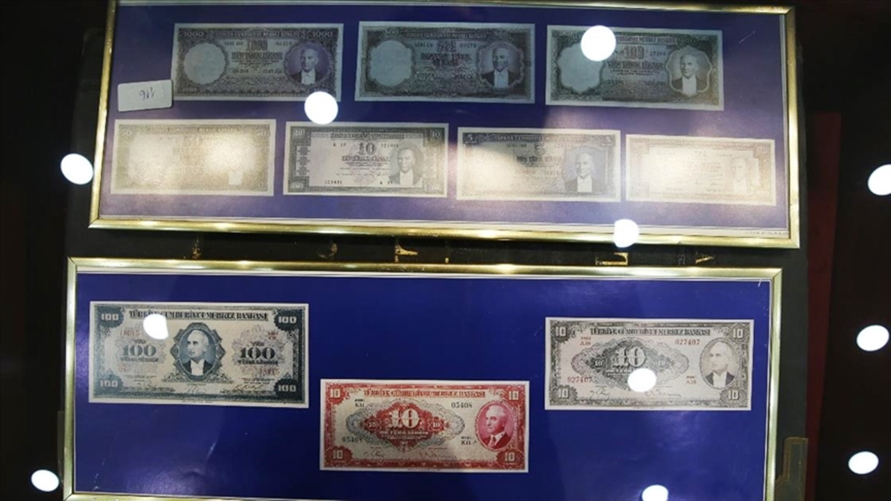 Darphane Müzesi’nde Cumhuriyet Dönemi Paraları Sergileniyor
