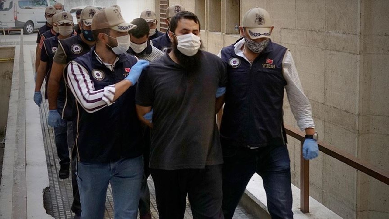 deaŞ operasyonunda 5 zanlı yakalandı