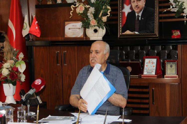 demir yapılan her hoş işi ideolojik gözle eleştirmeyin