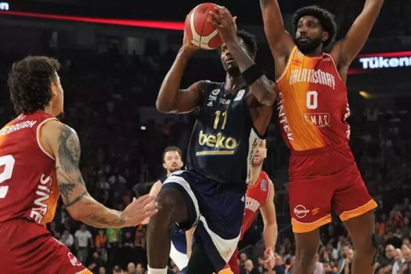 Derbide Zafer Fenerbahçe Beko’nun