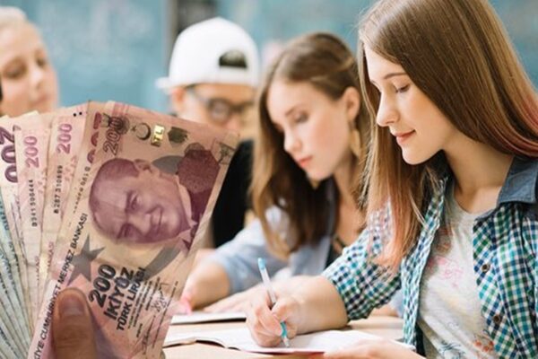 Devletten Öğrencilere Aylık Nakit Destek: Başvuru Şartları Ve Detaylar