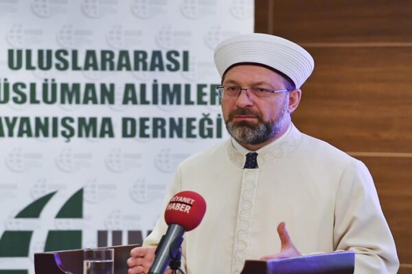 Diyanet İşleri Başkanı’ndan UMAD Toplantısında Önemli Açıklamalarda Bulundu