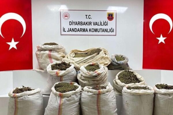 Diyarbakır’da Büyük Uyuşturucu Operasyonu: 296 Kilo Ele Geçirildi