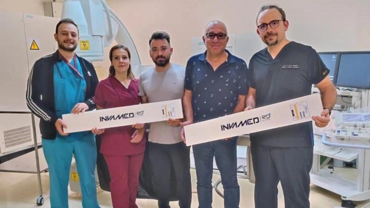 doktorların ve mühendislerin ortak başarısı yerli gurur stent-greft