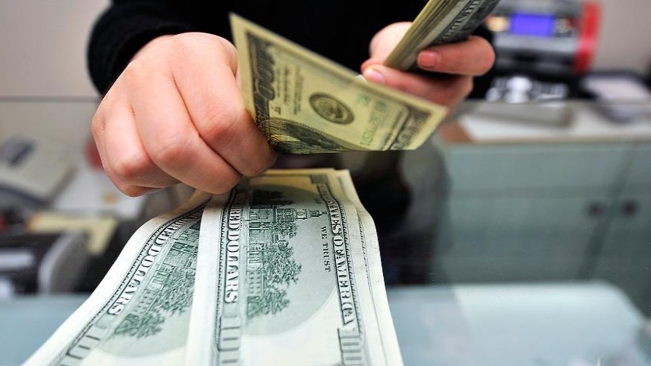 dolar 289320 liradan İşlem görüyor