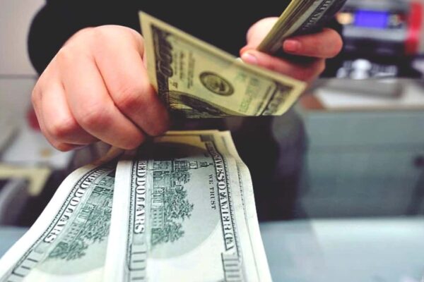 Dolar ve Euro İstanbul Kapalıçarşı’da İstikrarını Koruyor 