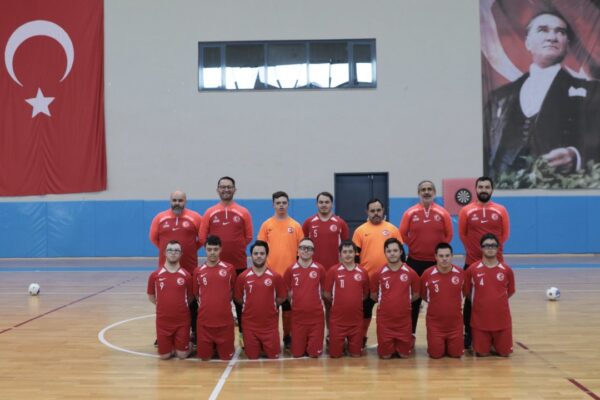 Down Sendromlu Futsal Milli Takımı Altın Madalya İstiyor