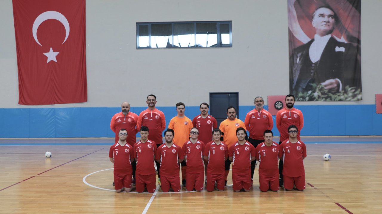Down Sendromlu Futsal Milli Takımı Altın Madalya İstiyor