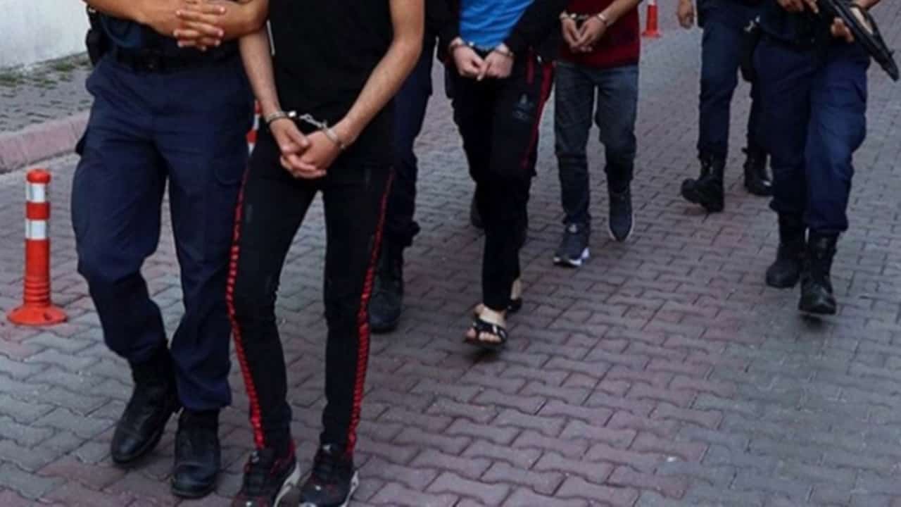 drone destekli uyuşturucu operasyonunda 3 kişi tutuklandı