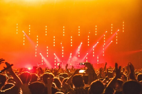 Dünyaca Ünlü Sanatçılar Türkiye’de Konser Verdi