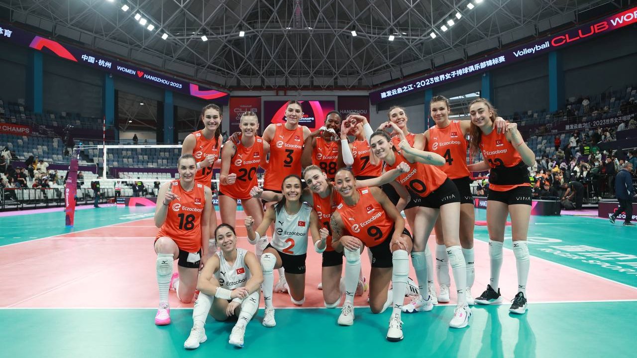 eczacıbaşı dynavit finale adını yazdırdı