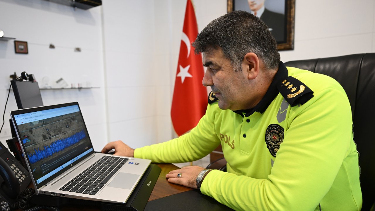 edirne emniyet müdürü onur karaburun aanın yılın kareleri oylamasına katıldı