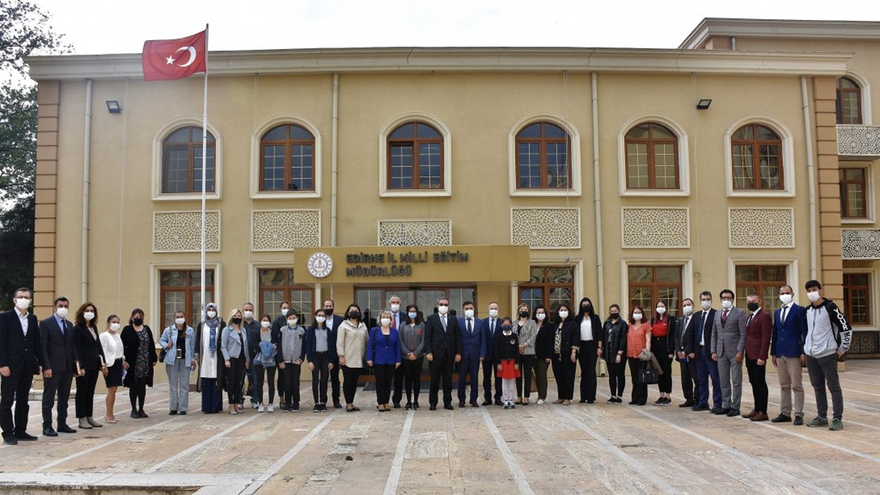 edirne milli eğitim müdürlüğü katkı payı komisyonu toplantı gerçekleştirdi
