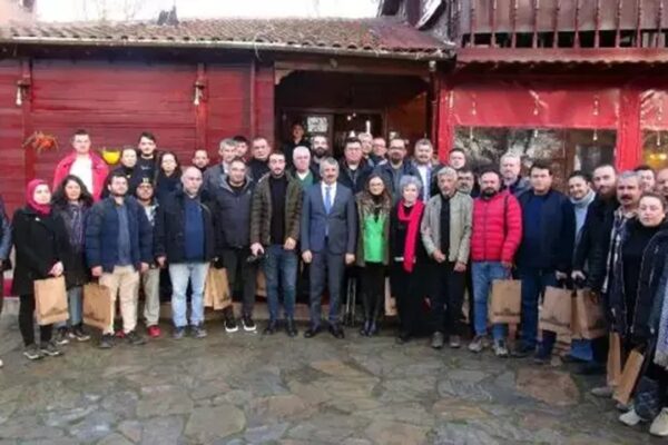 Edirne Valisi Sezer Kentteki Gazetecilerle Bir Araya Geldi