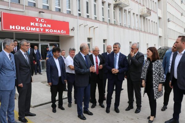 Edirne Valisi Sezer, Keşan’da ziyaretlerde bulundu