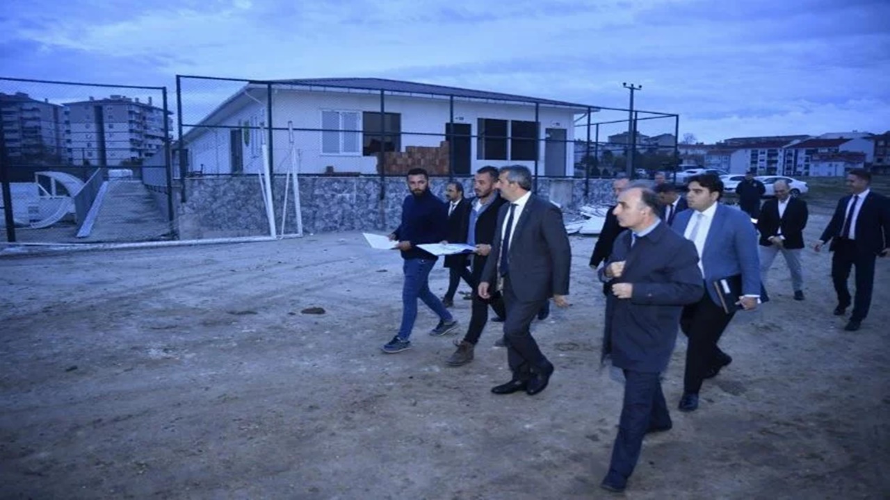 edirne valisi tunca spor kulübü tesislerine ziyaret gerçekleştirdi