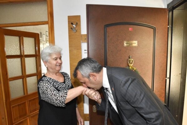 Edirne Valisi Yunus Sezer’in İlk Ziyareti Şehit Ailesine Oldu