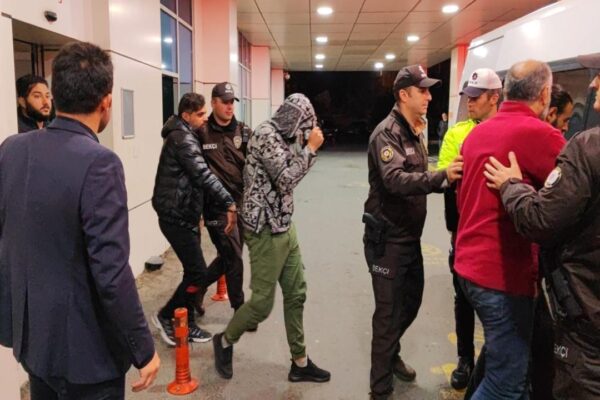Edirne’de 12 Yasa Dışı Göçmen Yakalandı