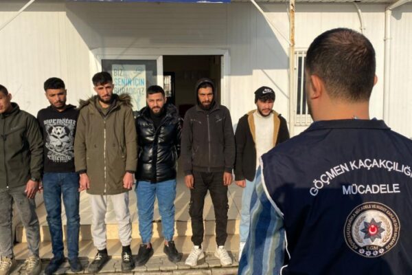 Edirne’de 15 Düzensiz Göçmen Yakalandı