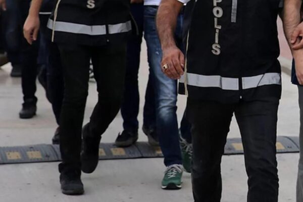 Edirne’de FETÖ Şüphelilerinin Yunanistan Kaçışı Engellendi