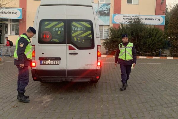 Edirne’de Okul Servislerine Denetim Yapıldı