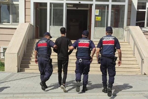 Edirne’de Terör Örgütleri Üyeleri Yakalandı: FETÖ, PKK ve DEAŞ Zanlıları Gözaltında