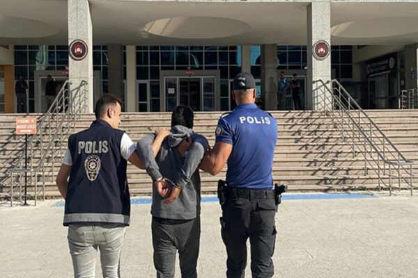 Edirne’de Uyuşturucu Operasyonu: 1 Kilo 194 Gram Esrar Ele Geçirildi, Şüpheli Tutuklandı