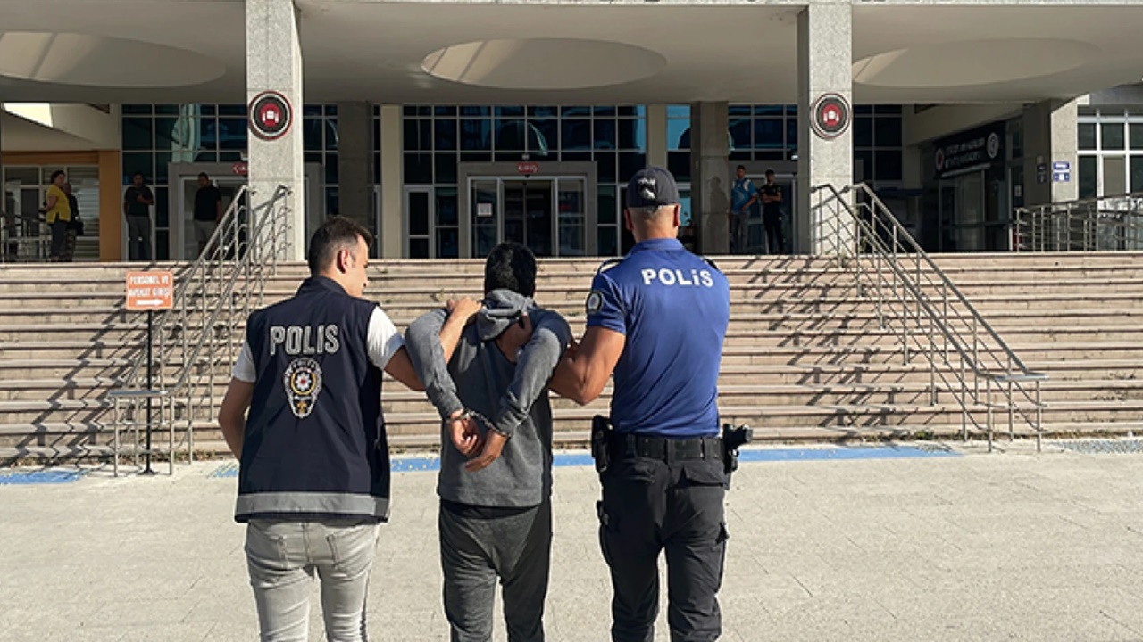 edirnede uyuşturucu operasyonu 1 kilo 194 gram esrar ele geçirildi Şüpheli tutuklandı