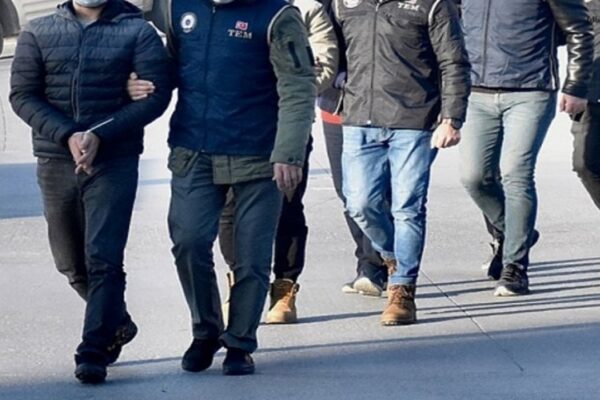 Edirne’de Uyuşturucu Ticareti Yapan 3 Kişi Yakalandı