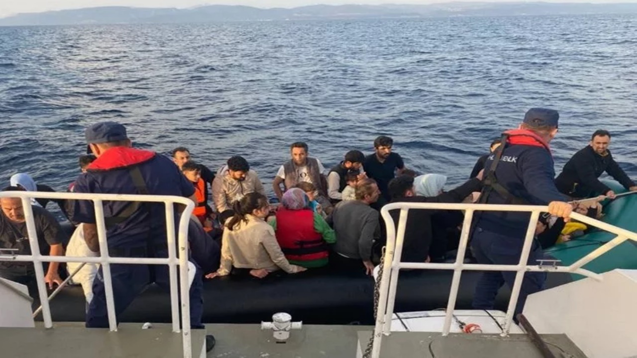 ege denizinde düzensiz göçmen operasyonu