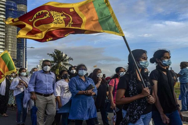 Ekonomik Krizle Mücadele Eden Sri Lanka Hindistan Rupisini Kullanacak