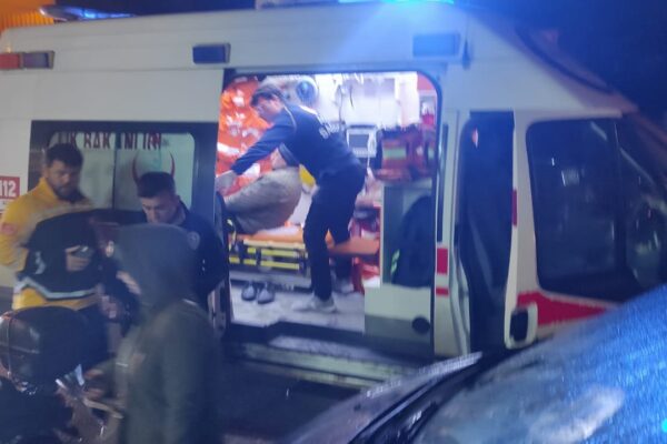 Elektrikli Bisikletin Çarptığı Yaya Yaralandı