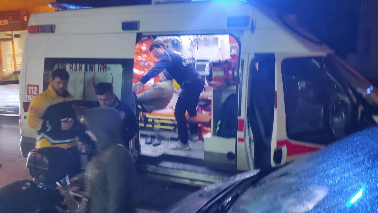 elektrikli bisikletin Çarptığı yaya yaralandı