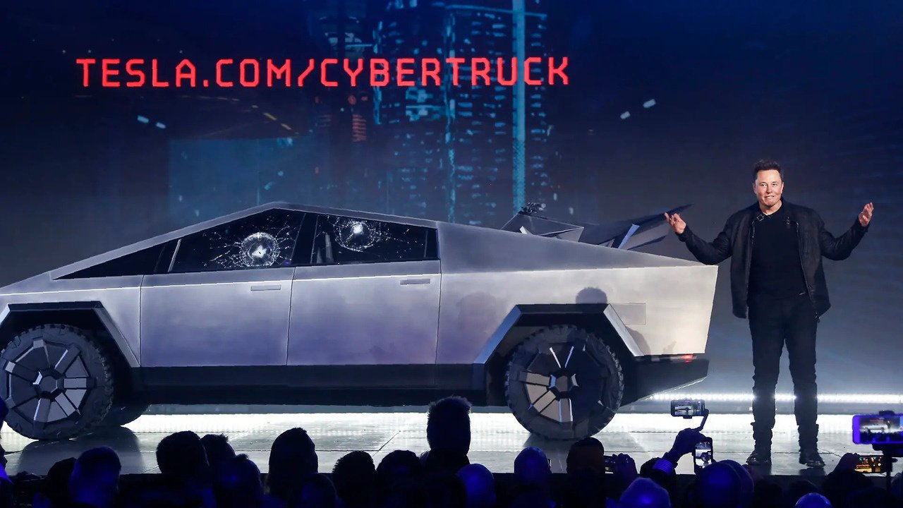 elon musk tesla cybertrucka kurşun geçirmezlik testi yaptı